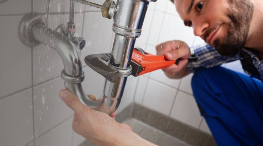 Professional same day plumber services in Rosamond, CA